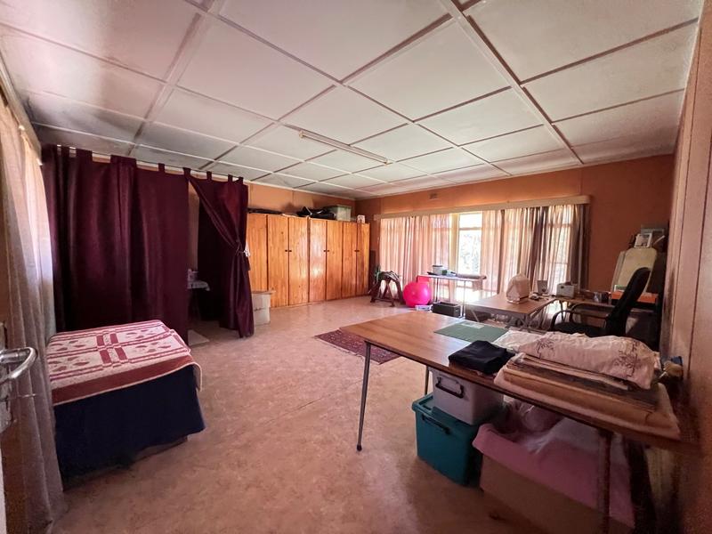 6 Bedroom Property for Sale in Kathu Northern Cape
